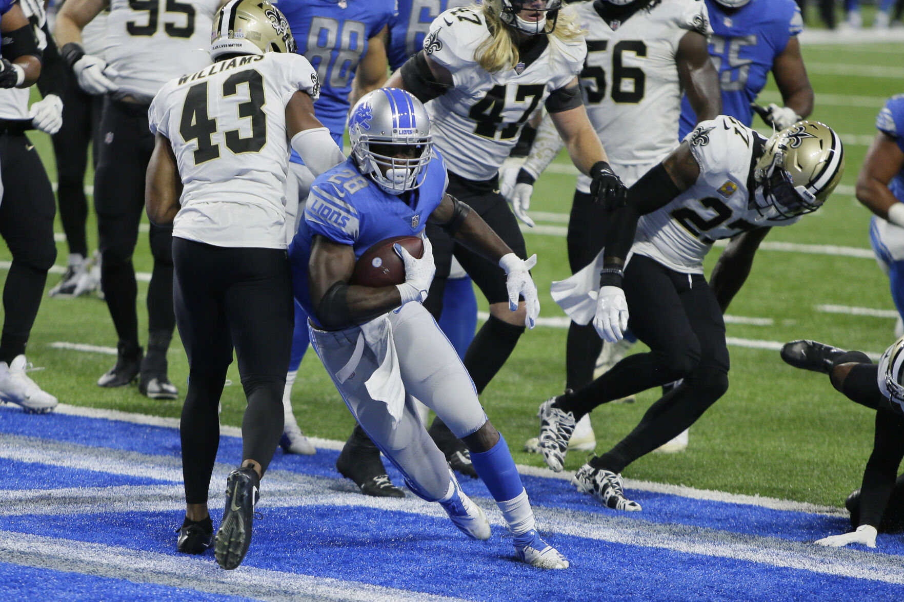 Saints Lions Football